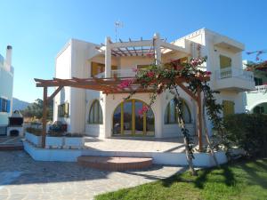 Four-Bedroom Villa with Private Pool