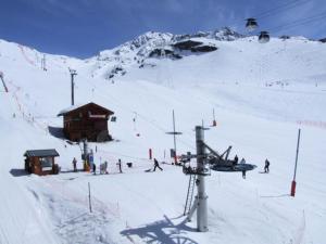 Résidence Olympic - VAL THORENS 2 PIECES 4 PERSONNES FACE AU SUD ET AUX PISTES MAE-8744
