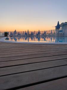 Carinzia Sea View 1982 - Riviera Collection