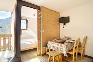 Résidence Ski Soleil - Appartement lumineux · Départ ski aux pieds · Terrasse ouest MAE-6964