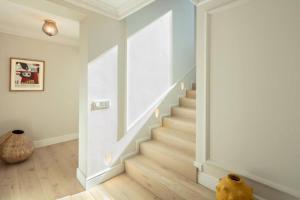 Luxurious 5-Bedroom House with Private Pool in Valbandon