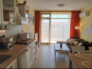 Апартамент Белия делфин Каваци GreeenLife