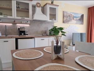 Апартамент Белия делфин Каваци GreeenLife