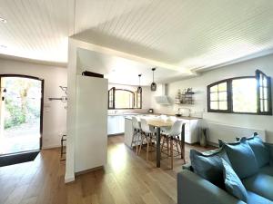 Corniche lac et foret by agence bru