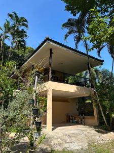 Floresh Freedom Hostel