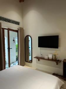 Nhà Của Ngoại