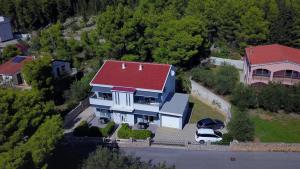 Sea & Stone Apartment No 2 in Starigrad