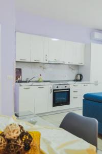 Iris Apartments
