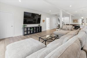 Stunning 5 bedroom house in historic district