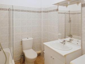 Appartement F2 devant les Thermes