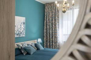 Stylish 2 BDRM Apt w Patio next to Vitosha Blvd