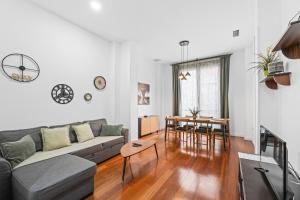 CHARLOT Center Apartment II by SunCastle apartamentos