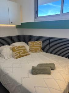 PN1 coursive sea view