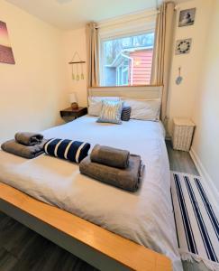 Cabin 246 Riverside, Glan Gwna