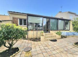 Villa Genesis 4 pers - clim - jardin - village