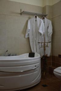 Trikalon Muses Art Suites