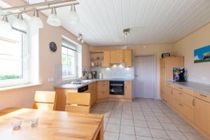 Hus-Pellworm-1-Ferienwohnung-Meerestraum