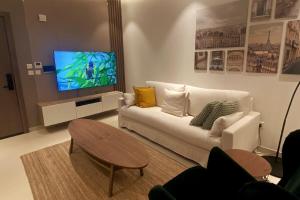 Almouj St 213 1BHK Liaqat Airport Residence