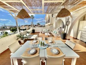 43 - Appartement avec grande terrasse vue mer a El Faro