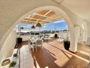 43 - Appartement avec grande terrasse vue mer a El Faro