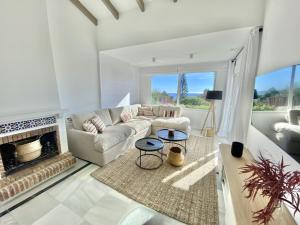 60 - Superbe villa avec piscine prive