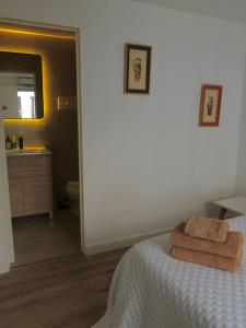 Remodeled New Apartment with Exclusive Patio