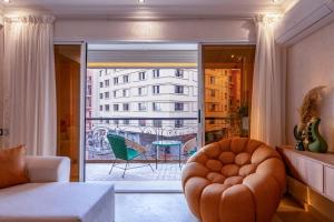 Elegant Apartment Marrakech City Center Gueliz Victor Hugo Balcony View 2BR - mus