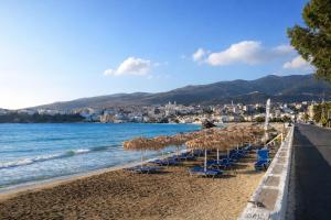 Mainades Maisonettes & Studios - Andros Serene Escape