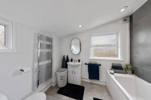 3Bd Cosy Home-Wifi-Pool Table- Gilly Hideaway