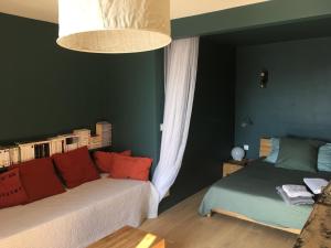 Studio & terrace - sea view - Institut de Français