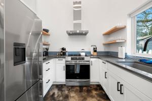 Coda Walkable Woodstock Guesthouse Portland