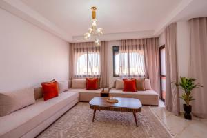 Elegant Apartment Premium Village Marrakech 6 Swimming Pools Gym Parking 2BR - lai