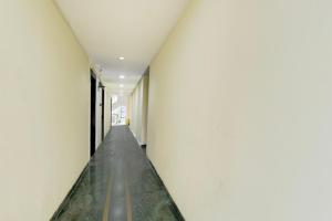 Hotel O New Kailash Restaurant and Lodging