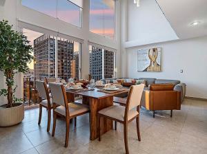 Penthouse Sunset View Alberca Gym Padel Juriquilla