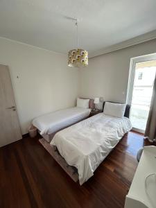 Glyfada Top-Floor 2BR, Sea and City Views