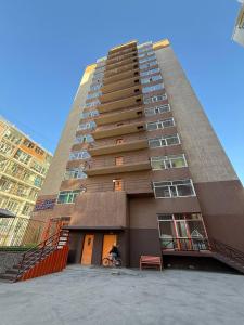Cozy Sunlit 1-Bedroom Apartment in Central Ulaanbaatar