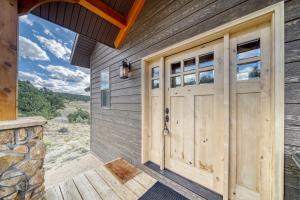 First Class Views! Granite Peaks--