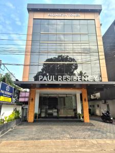 Paul Residency