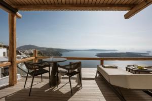 Aqua Luxury Suites by NOMÉE Hospitality Group