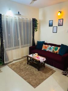 Stay at Sakhis, 2BHK flat 5 mins to Anjuna beach