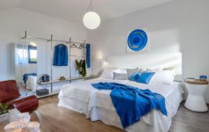 Luxurious Villa with Private Pool in IBIZA