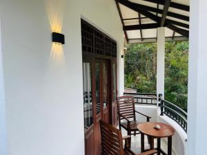 Lunara Inn Guest House