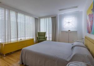 Stunning property with nice pool