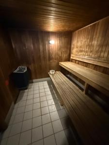 CBD River City Suites with free carpark