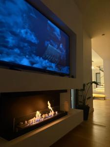 Private and Modern Luxury Villa with Lake View in Sapanca