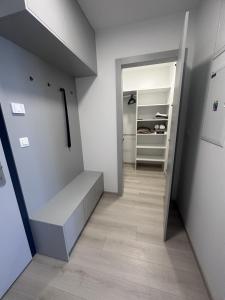 Royal Blue Apartment Trnava parking free