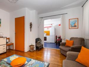 Apartment Oaza - Three Bedroom Apartment with Terrace and Sea View