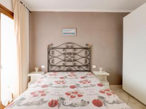 Familiar swimming pool and open, private space img18