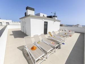 Coastal Arinaga Apartment with Solarium