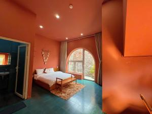 Rose Hill Retreat Garden